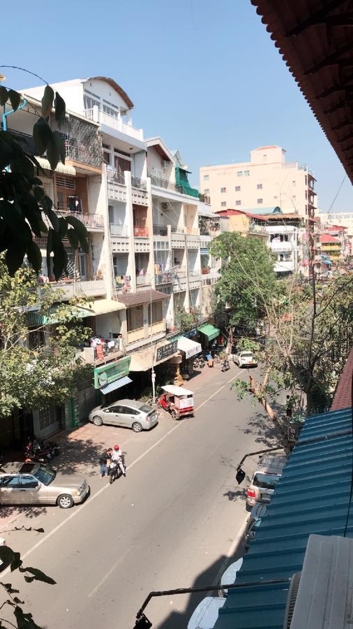 Khmer Village Guesthouse Пном Пен Екстериор снимка
