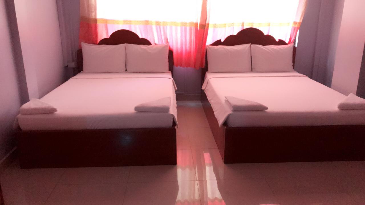 Khmer Village Guesthouse Пном Пен Екстериор снимка