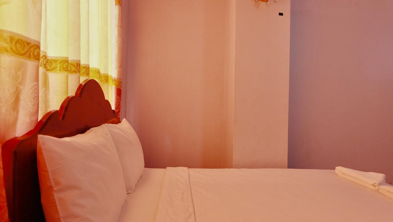 Khmer Village Guesthouse Пном Пен Екстериор снимка