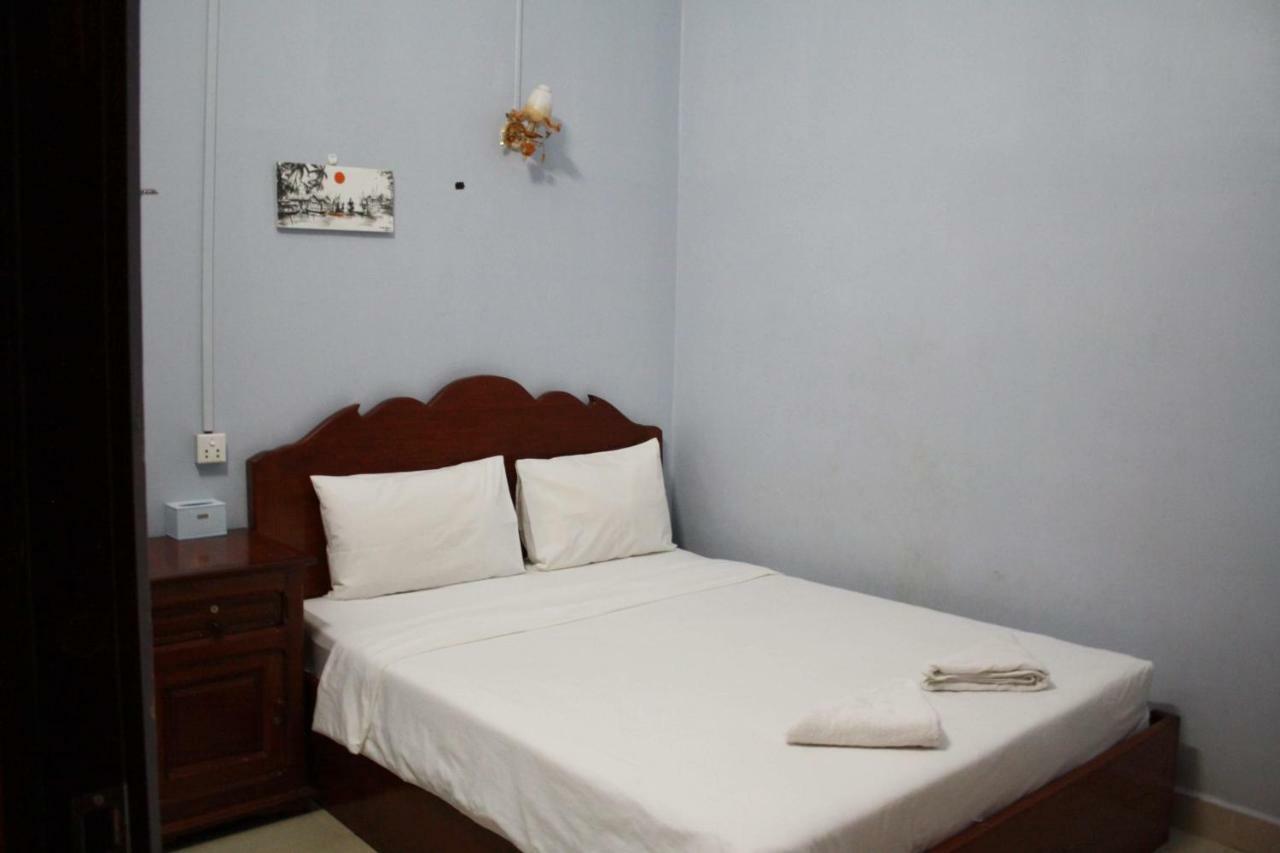 Khmer Village Guesthouse Пном Пен Екстериор снимка