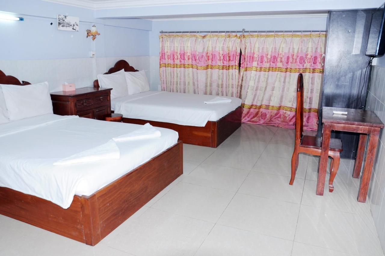 Khmer Village Guesthouse Пном Пен Екстериор снимка